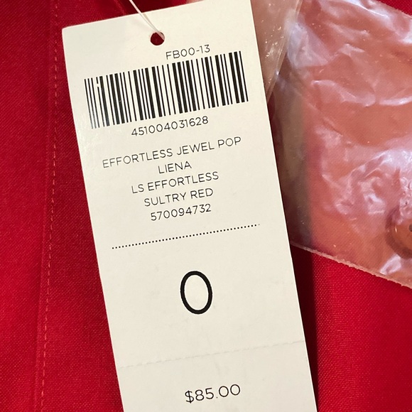 Chico’s BlouseSize 00 No Iron Long Sleeve Red Rhinestones NWT - Picture 9 of 9